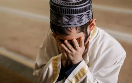 Memahami Bahaya Miskin Mentalitas Dibanding Miskin Harta dalam Islam