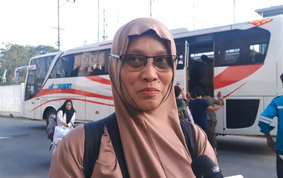 Jemaah Haji Kloter BPN 4 Tiba di Samarinda, Sempat Tertunda Pesawat 1,5 Jam
