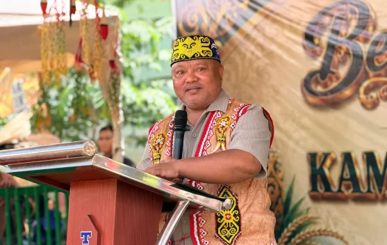 Festival Bekudung Betiung dan Hari Jadi ke-263 Kampung Tumbit Dayak Resmi Dibuka