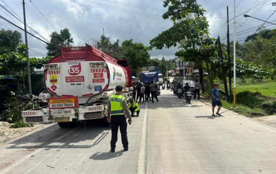 Truk Tangki Elnusa Petrofin Tabrak Tiga Motor di Balikpapan, Satu Pengendara Tewas