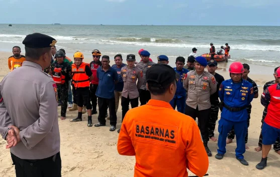 Satu Anak Tenggelam di Pantai Kemala, Tim Gabungan Lakukan Pencarian
