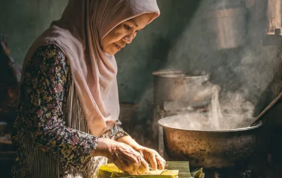 Perajin Tempe Lumajang Hadapi Kenaikan Harga Kedelai dan Tantangan Pemasaran