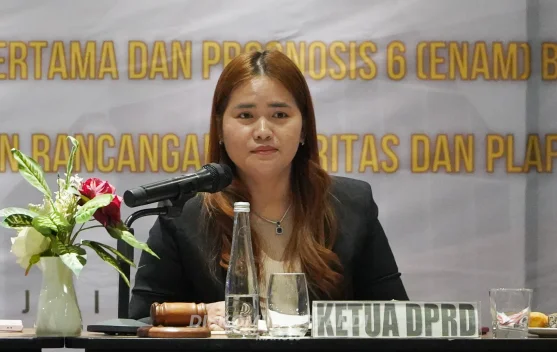 Empat Fraksi DPRD Mahulu Sepakat Setujui Ranperda Pertanggungjawaban APBD 2025