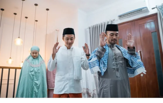 Salat Jadi Bekal Utama Keselamatan di Dunia dan Akhirat