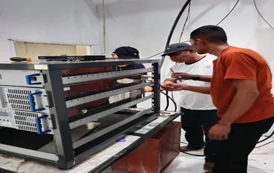 Tim TMB RRI Samarinda Rawat Pemancar Jaga Kualitas Siaran