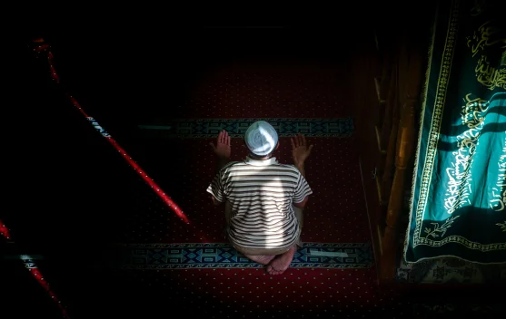 Tahapan dan Strategi Mencegah Kemungkaran dalam Islam
