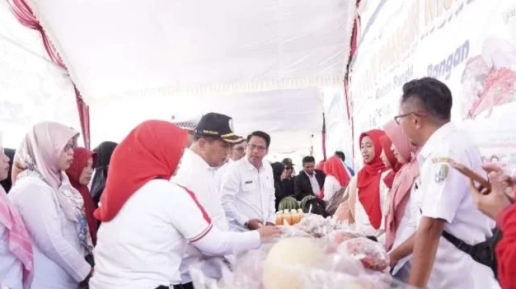 Jaga Stabilitas Harga, Pemkab Sampang Gelar Operasi Pasar