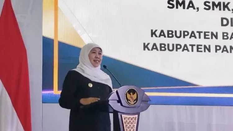 Khofifah Dorong Kemajuan Madura Melalui Program 'Mama Mau Naik Kelas'