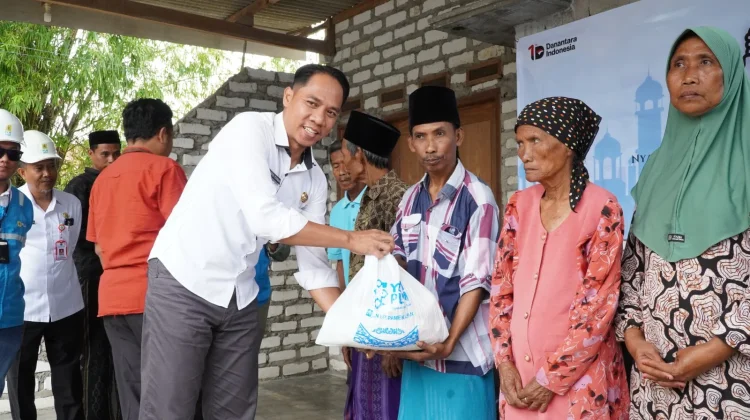PLN UP3 Madura Salurkan Bantuan Listrik Gratis