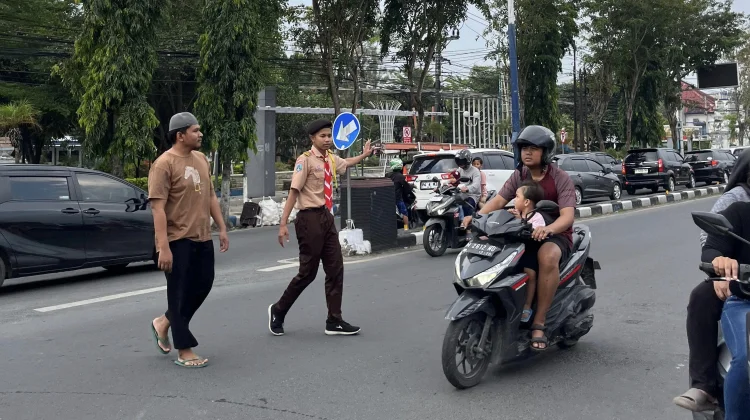 Karya Bakti Lebaran 2026, Saka Bhayangkara Kwarcab Sampang Terjunkan 47 Personil