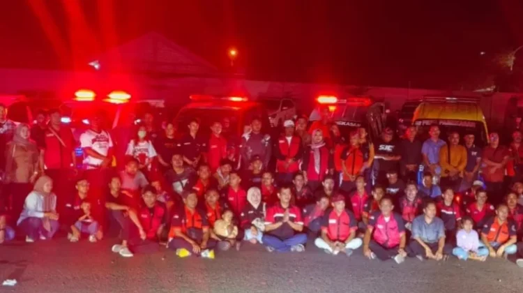 Ratusan Sopir dan Relawan Ambulans Buka Puasa Bersama di Pamekasan