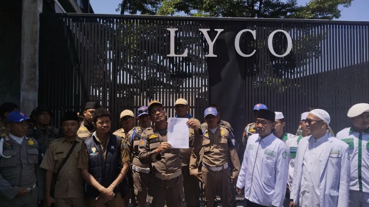 Abaikan Teguran, Cafe Lyco Sampang Disegel Permanen