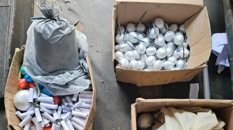Polisi Bongkar Rumah Produksi Mercon dan Balon Udara di Pamekasan