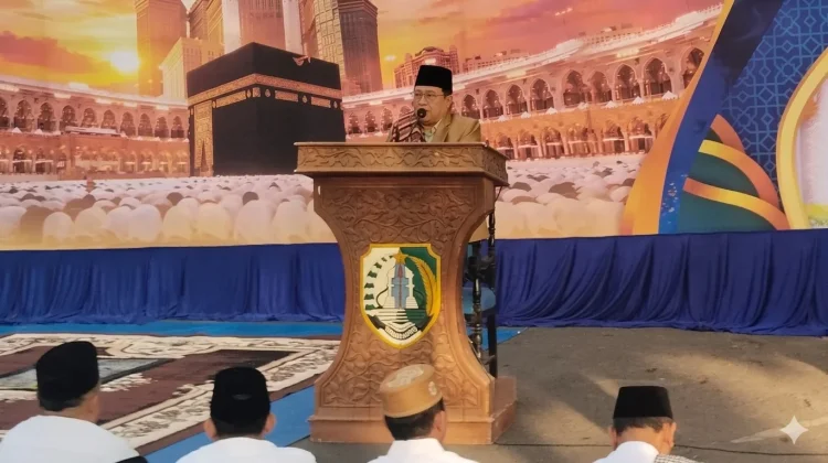 Khutbah Salat Id Sampang Tekankan Pentingnya Pengelolaan Waktu