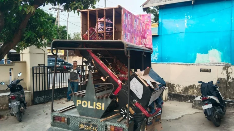 Polres Pamekasan Amankan Mercon Rakitan di Desa Panaguan