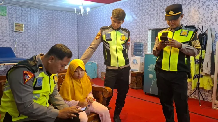 Polisi Temukan Anak Hilang di Alun-alun Trunojoyo Sampang