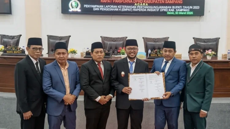 DPRD Sampang Sahkan 4 Raperda Strategis, Fokus Kesejahteraan dan Ketenagakerjaan