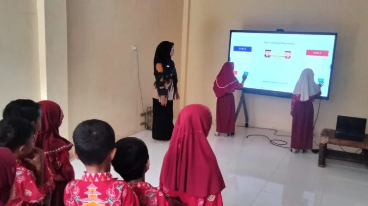 Sekolah di Sumenep Mulai Terapkan Kelas Digital Interaktif