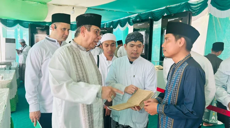 Haul Akbar 101 Bedah Tafsir Al-Qur’an Karya Syaikhona Kholil