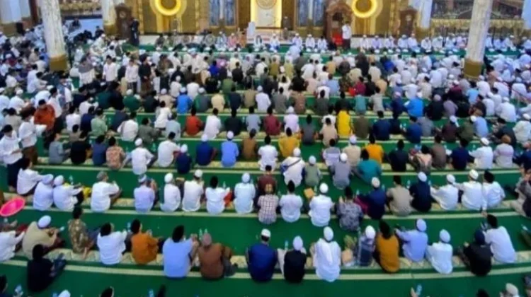 Dandim Bangkalan dan Ribuan Jemaah Padati Haul Akbar Syaikhona Kholil