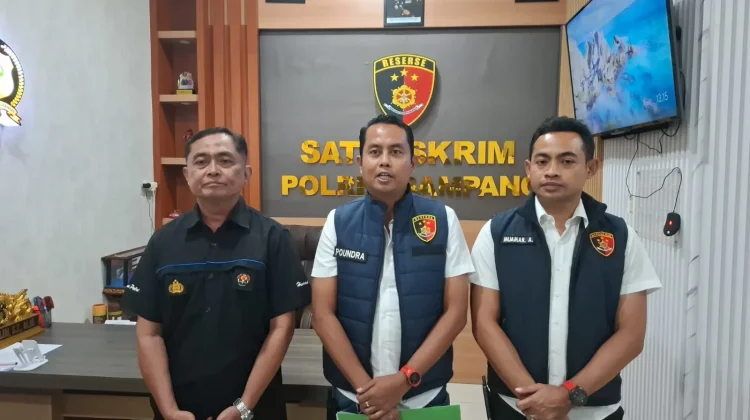 Tas Berisi Uang Mainan Jadi Senjata Penipu Motor di Sampang