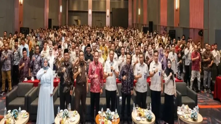 Rakor dan Evaluasi, Pemkab Sampang Sampaikan Progres Aplikasi Lapor MBG