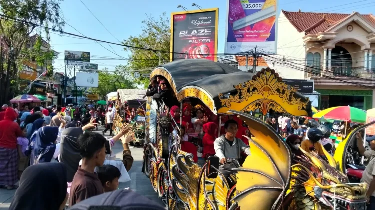 Kemeriahan Karnaval Simfoni Nusantara Sabilillah Sampang