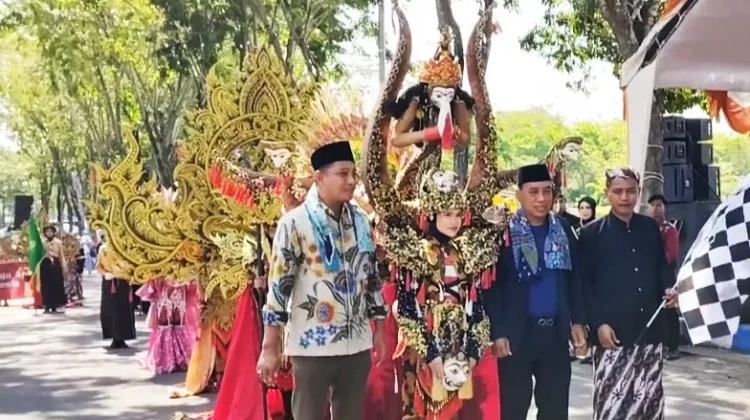 Meriah, Ragam Budaya Karnaval Simfoni Nusantara Sabilillah Sampang