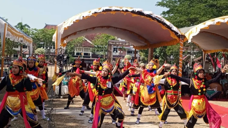 Dewan Kesenian Pamekasan Jelaskan Tiga Unsur Utama dalam Seni Tari
