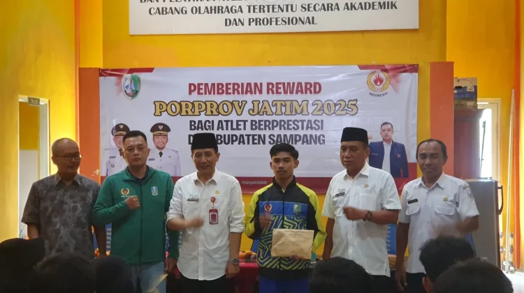 KONI Sampang Beri Penghargaan Atlet Berprestasi Porprov 2025