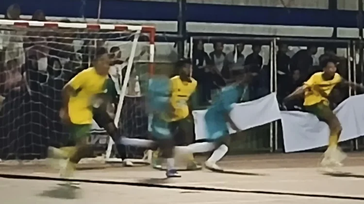 Kejutan Besar di Perempat Final Futsal Hardiknas Sampang