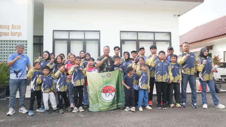 Dandim Bangkalan Lepas 24 Atlet Taekwondo ke Kejurprov