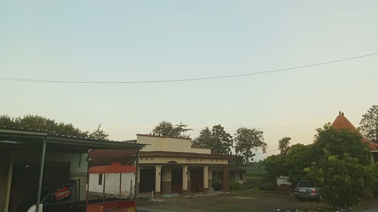 Prakiraan Cuaca di Kecamatan Kabuh Jombang Hari Ini, Berpotensi Hujan Ringan