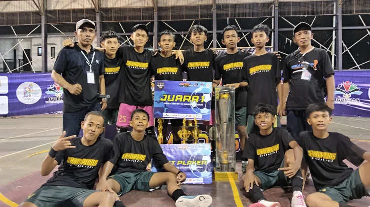 SMPN 3 Sampang Sabet Gelar Juara Hardiknas Futsal Festival Season 2