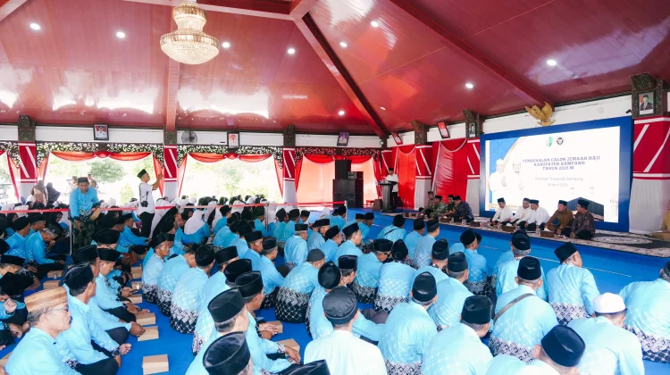 Pemberangkatan Calon Jemaah Haji Sampang Dipusatkan di Pendopo Trunojoyo
