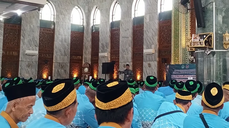 Bupati Pamekasan Minta Petugas Haji Layani Jemaah secara Maksimal