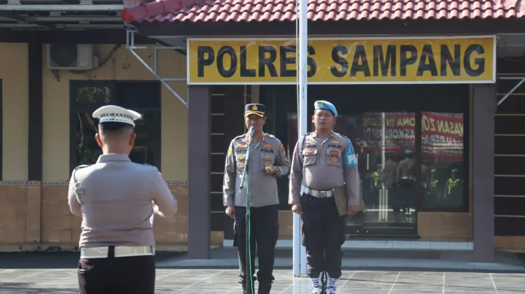 Pastikan Pelayanan Prima, Kapolres Sampang Cek Kesiapan Kendaraan Dinas