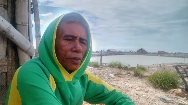 Petani Garam di Pamekasan Mulai Persiapan Produksi