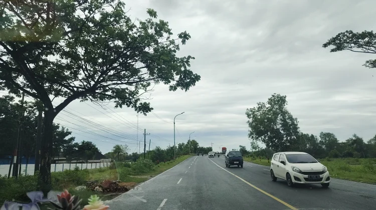 Prakiraan Cuaca di Madura, 12 Mei