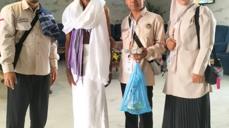 Ketua Kloter SUB 67 Temukan Jamaah Terpisah di Mekkah
