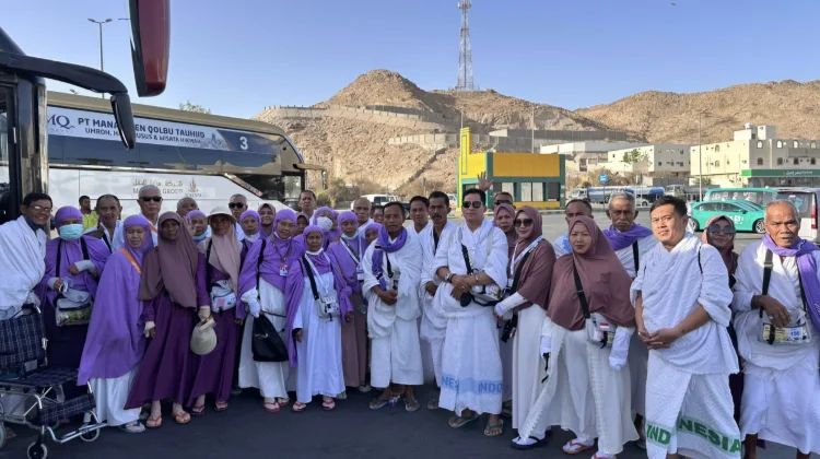 Jemaah Haji Sampang Kloter 67 Melaksanakan Tawaf dan Sa’i