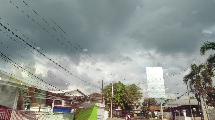 Prakiraan Cuaca Madura Hari Ini Cerah Berawan
