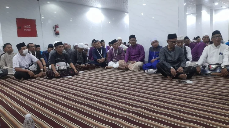 Ketua Kloter SUB 67 Dampingi Pembekalan Armuzna Jemaah Haji Sampang