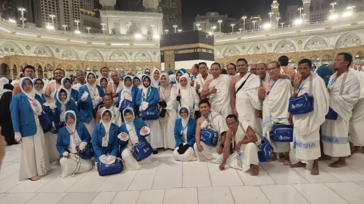 Cuaca Mencapai 47 Derajat, Jemaah Kloter 69 Bangkalan Fokus Persiapan Armuzna