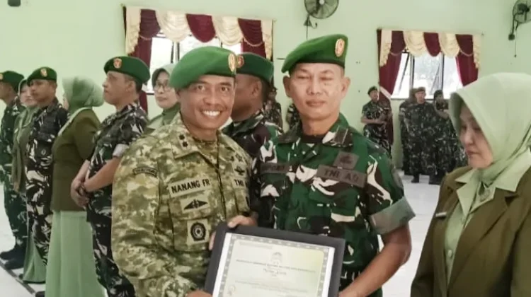 Dandim Bangkalan Pimpin Sertijab Danramil dan Pelepasan Prajurit Purnawira