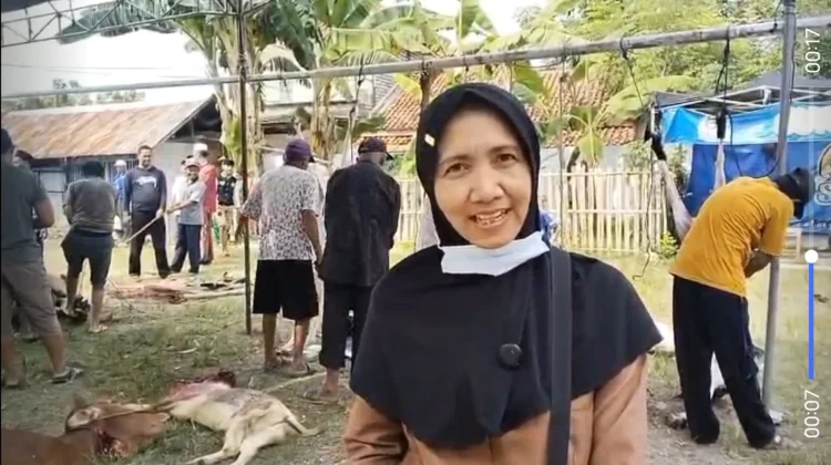 Disperta KP  Sampang Intensifkan Pemeriksaan Hewan Kurban di Lokasi Pemotongan