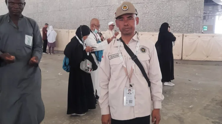 Jemaah Haji Kloter SUB 67 Rampungkan Lempar Jumrah Hari Ketiga