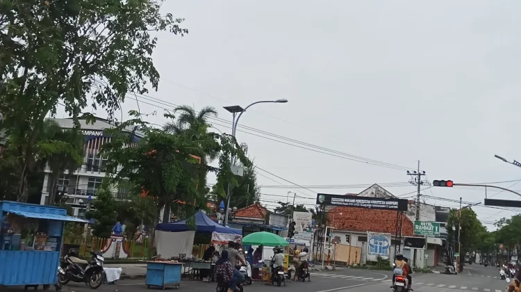 Prakiraan Cuaca di Sampang, 30 Mei