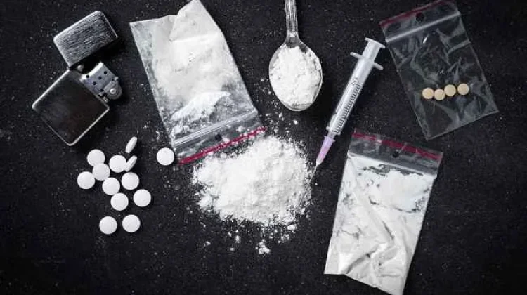 Polisi Gerebek Kos di Blega Bangkalan, Amankan Puluhan Paket Sabu