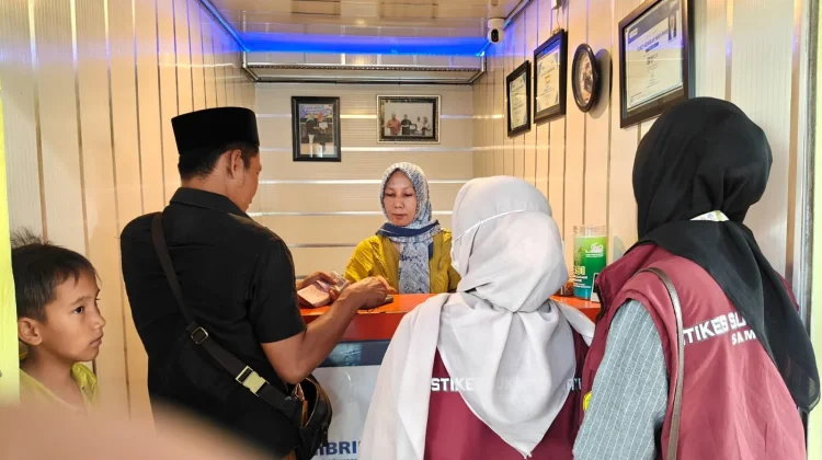 Tak Lulus SD, Perempuan Desa Sukses Pertahankan Agen BRILink Kelas Juragan